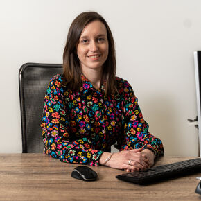 Dr. Anne Vandael